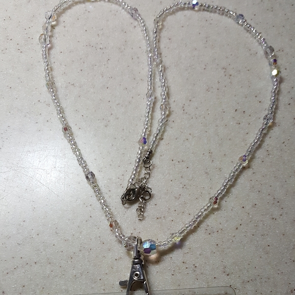 Beautiful badge holder/necklace - Picture 3 of 8